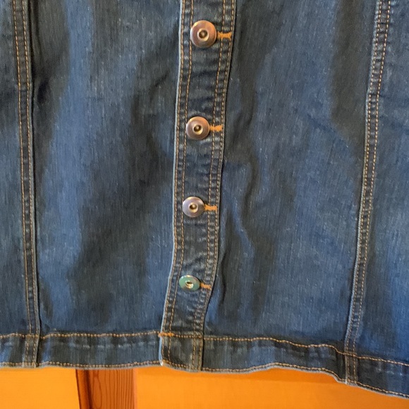 NWOT.  Style & Co Jean skirt.  Size 16 - Picture 4 of 11